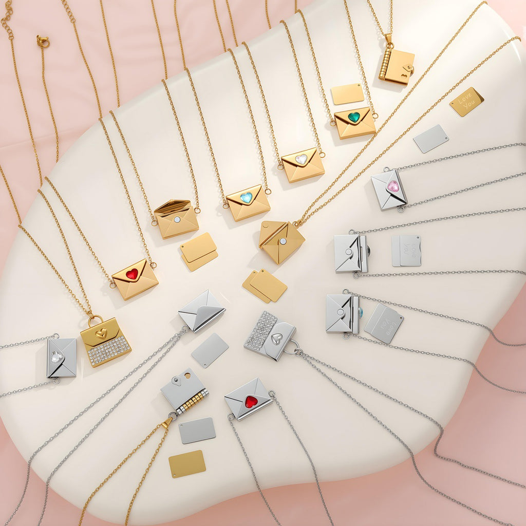 Valentine's Day gift: heart necklace 18k